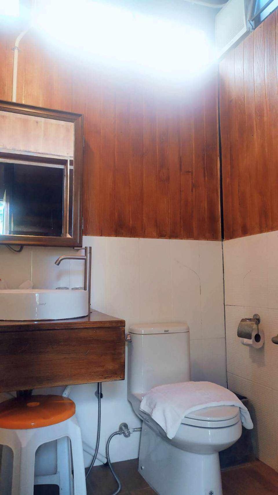 Jong Lux Pak Dee Bed and Breakfast Uttaradit Buitenkant foto