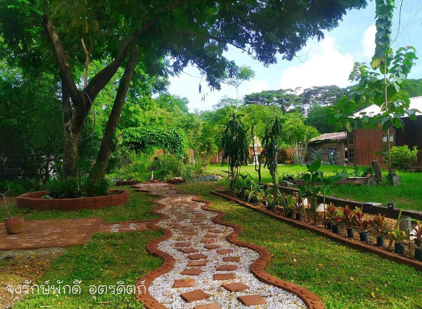 Jong Lux Pak Dee Bed and Breakfast Uttaradit Buitenkant foto