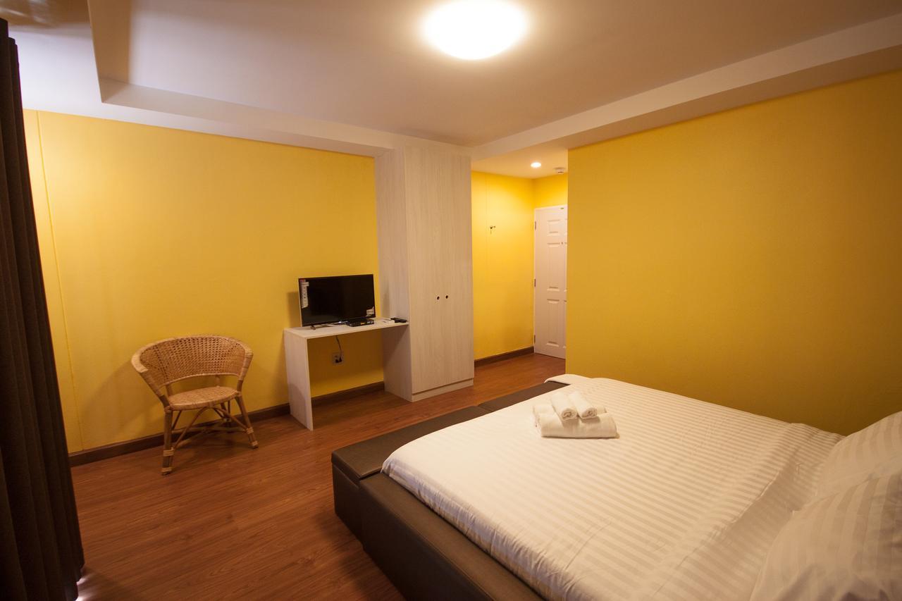 Jong Lux Pak Dee Bed and Breakfast Uttaradit Buitenkant foto